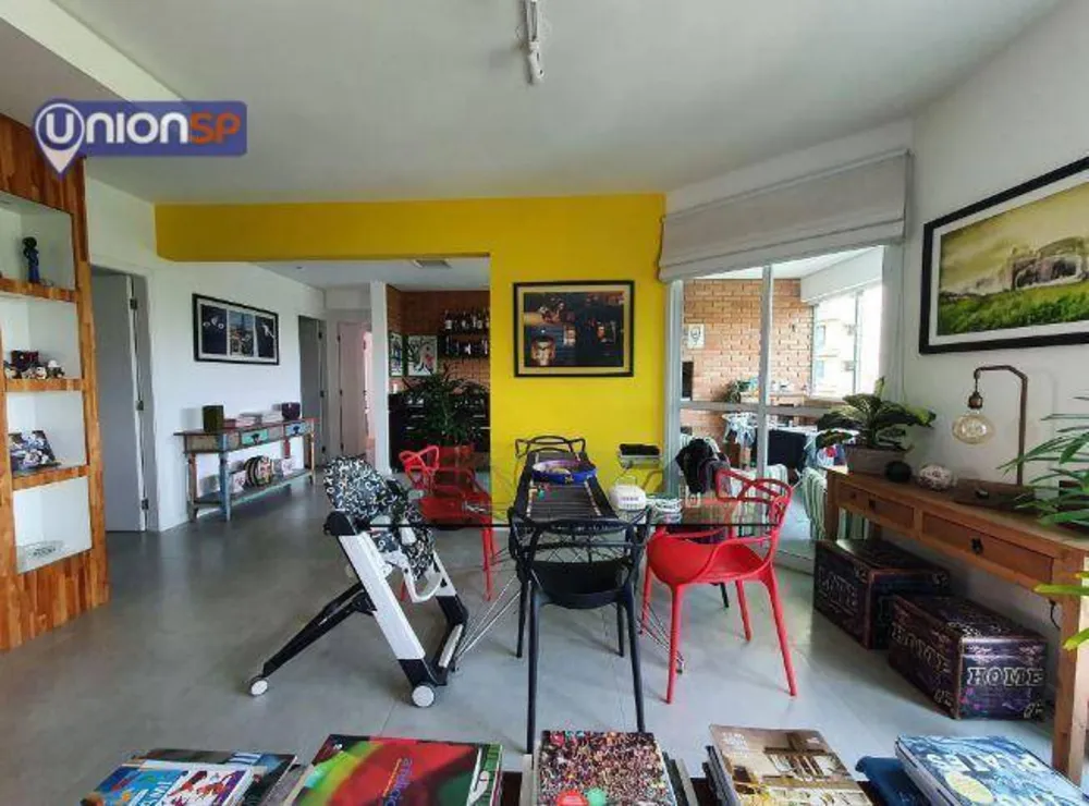 Apartamento, 3 quartos, 130 m² - Foto 1