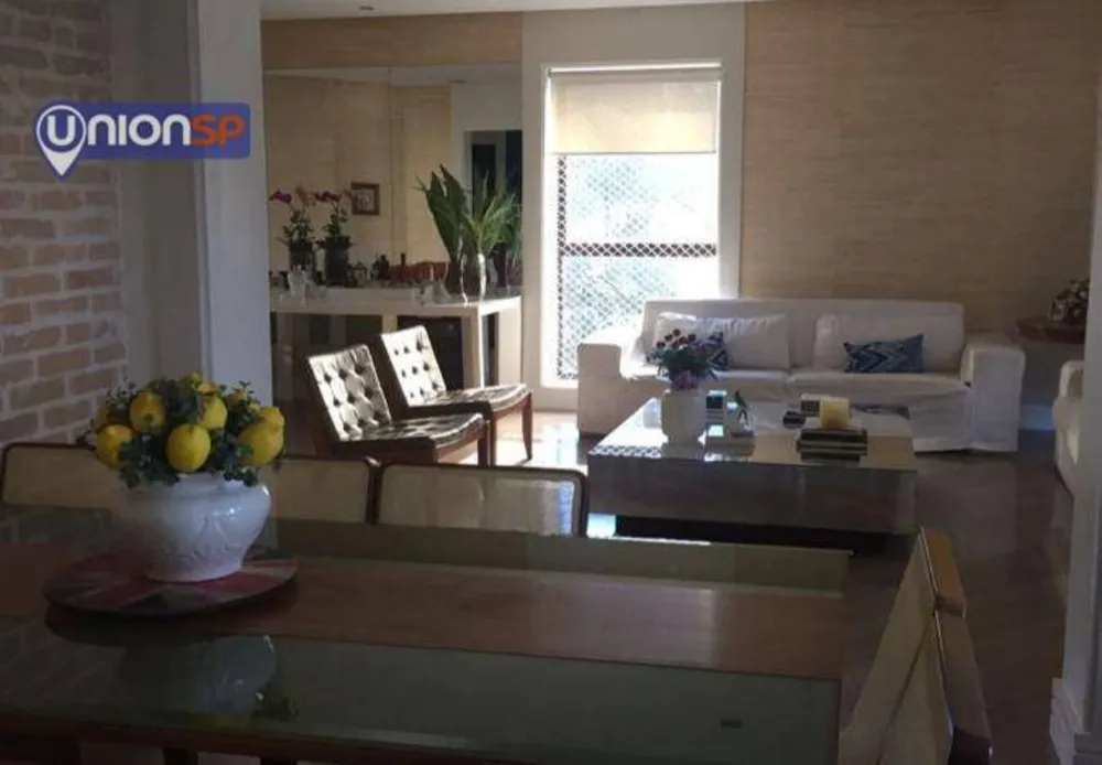 Apartamento, 4 quartos, 245 m² - Foto 1
