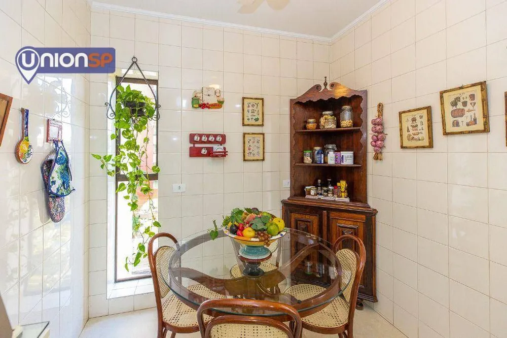 Apartamento, 3 quartos, 200 m² - Foto 1