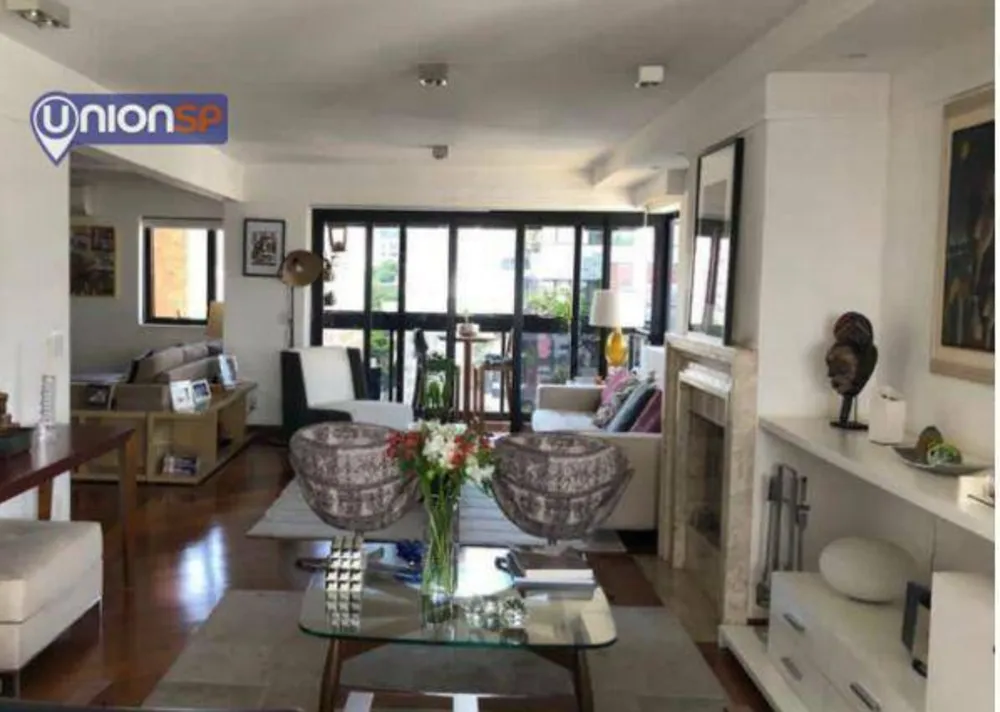 Apartamento, 3 quartos, 192 m² - Foto 1