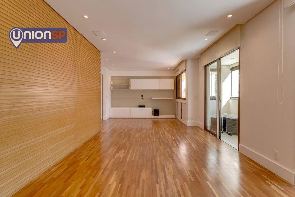Apartamento, 3 quartos, 147 m² - Foto 2