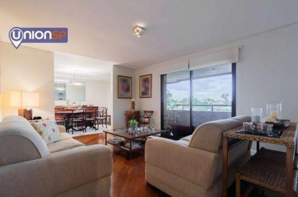 Apartamento, 3 quartos, 230 m² - Foto 2