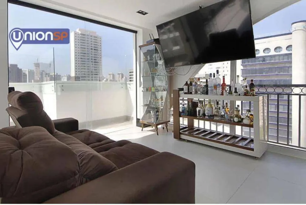 Apartamento, 3 quartos, 216 m² - Foto 1