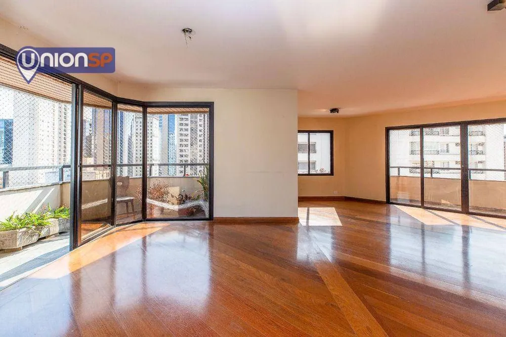 Apartamento, 4 quartos, 204 m² - Foto 1