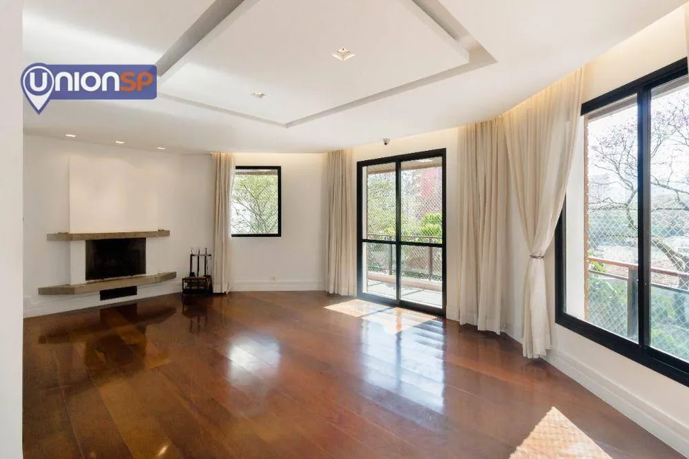 Apartamento, 4 quartos, 206 m² - Foto 1