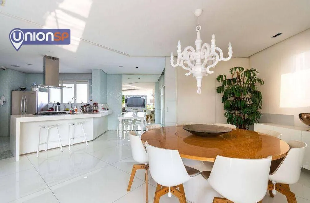 Apartamento, 3 quartos, 257 m² - Foto 3