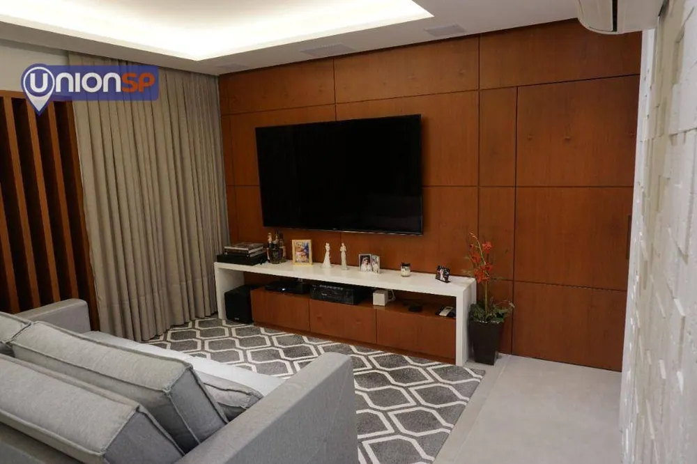Apartamento, 3 quartos, 120 m² - Foto 1