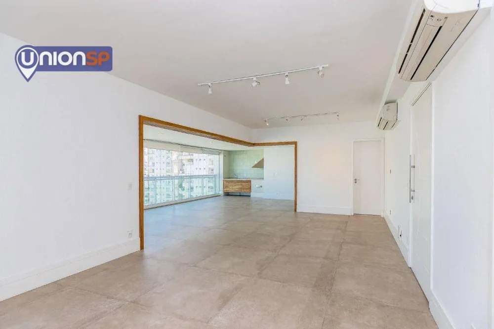 Apartamento, 3 quartos, 157 m² - Foto 2