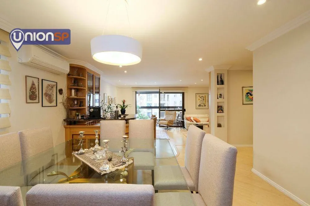 Apartamento, 4 quartos, 209 m² - Foto 2