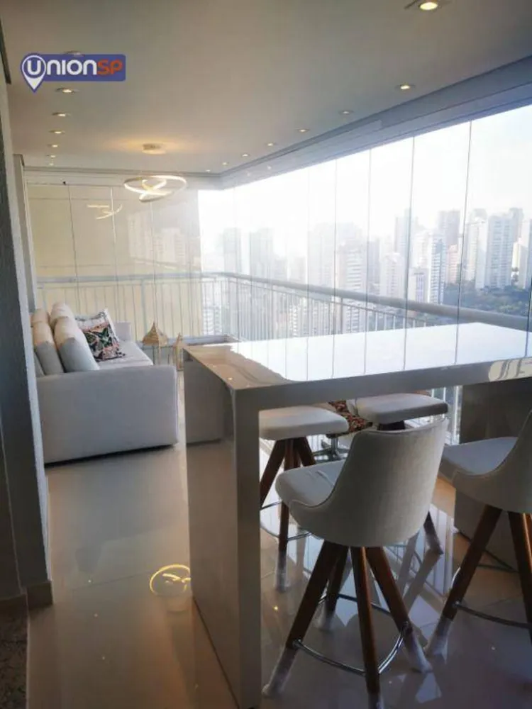 Apartamento, 3 quartos, 223 m² - Foto 2