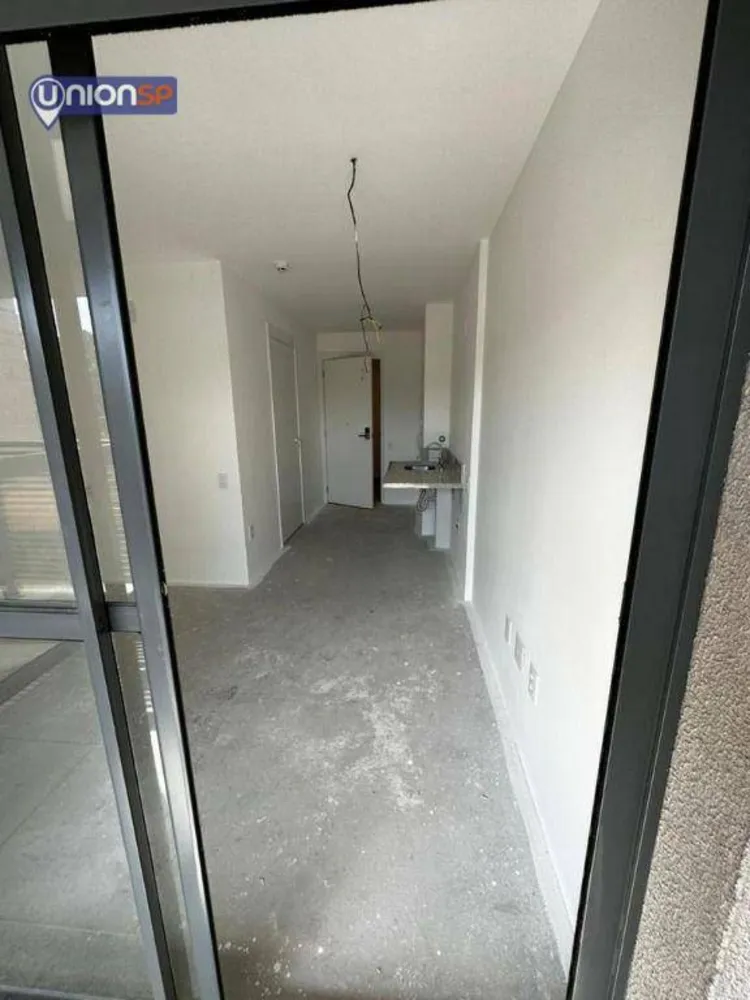 Apartamento, 1 quarto, 27 m² - Foto 2