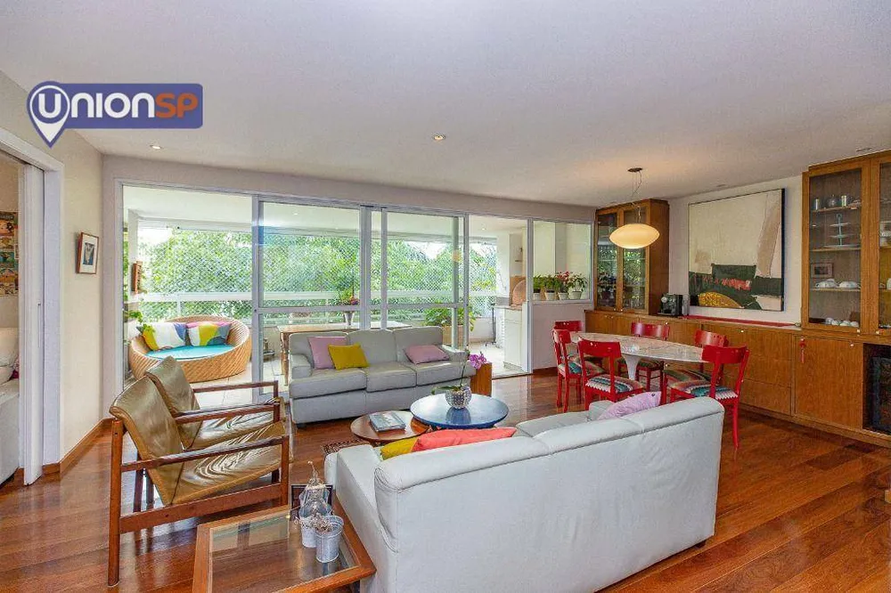 Apartamento, 3 quartos, 188 m² - Foto 1