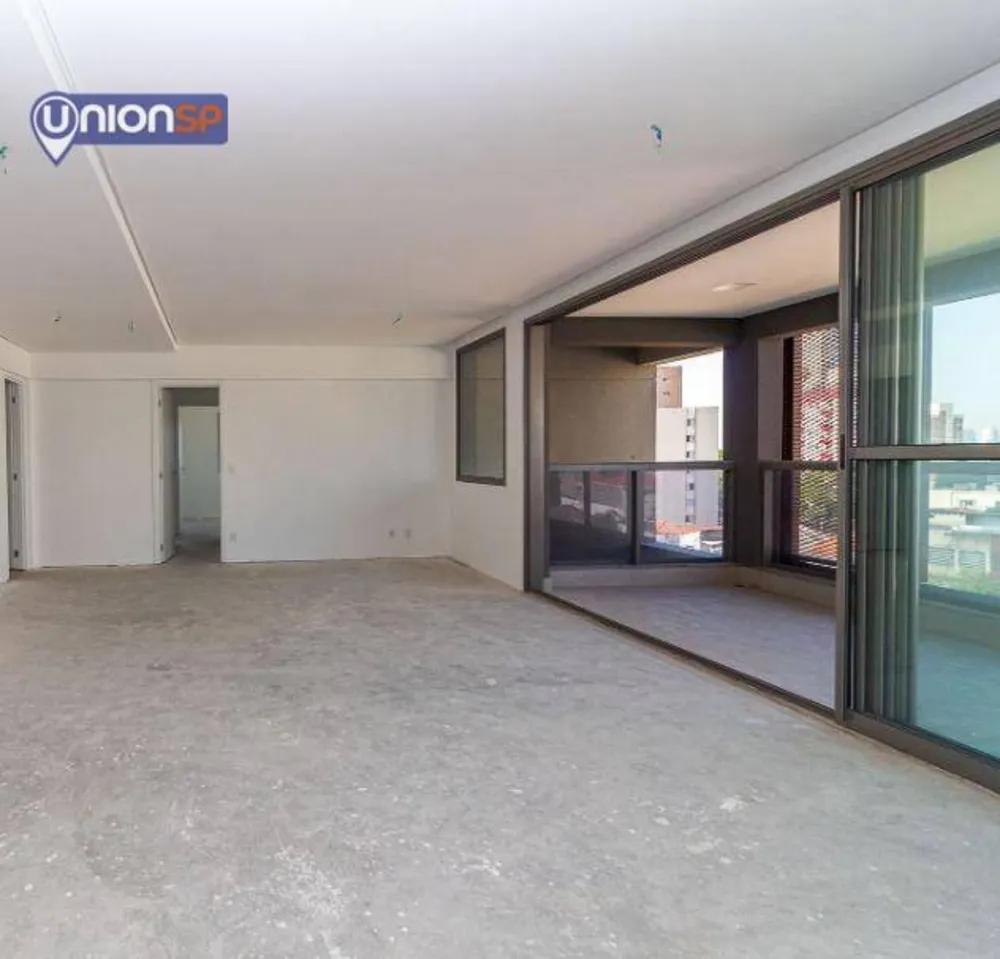 Apartamento, 3 quartos, 140 m² - Foto 1
