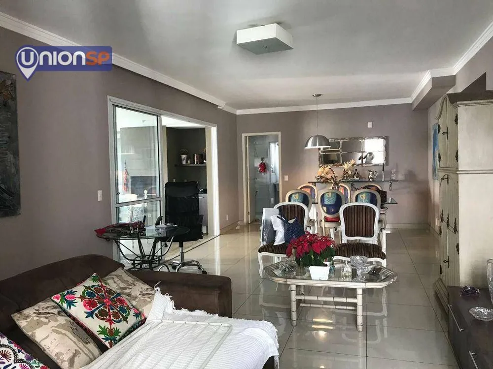 Apartamento, 3 quartos, 168 m² - Foto 1
