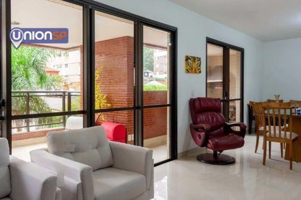 Apartamento, 4 quartos, 207 m² - Foto 2