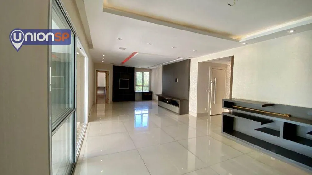 Apartamento, 3 quartos, 168 m² - Foto 2