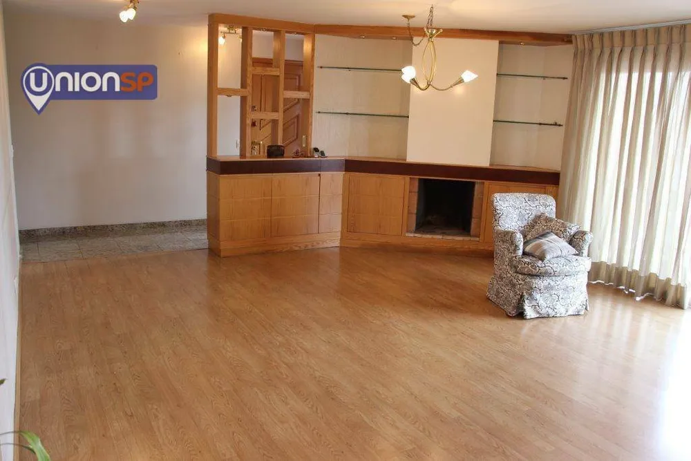 Apartamento, 3 quartos, 140 m² - Foto 1