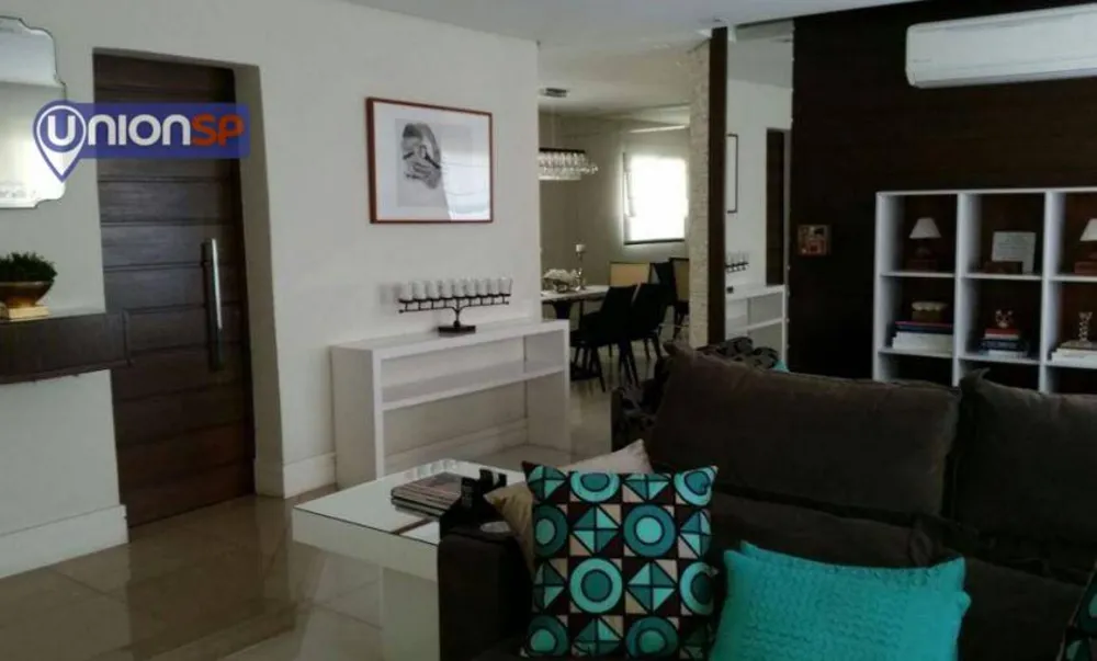Apartamento, 3 quartos, 156 m² - Foto 2