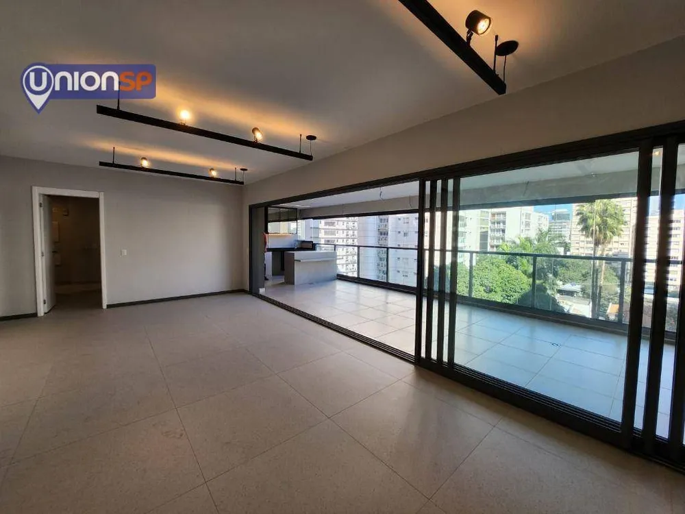 Apartamento, 3 quartos, 162 m² - Foto 1