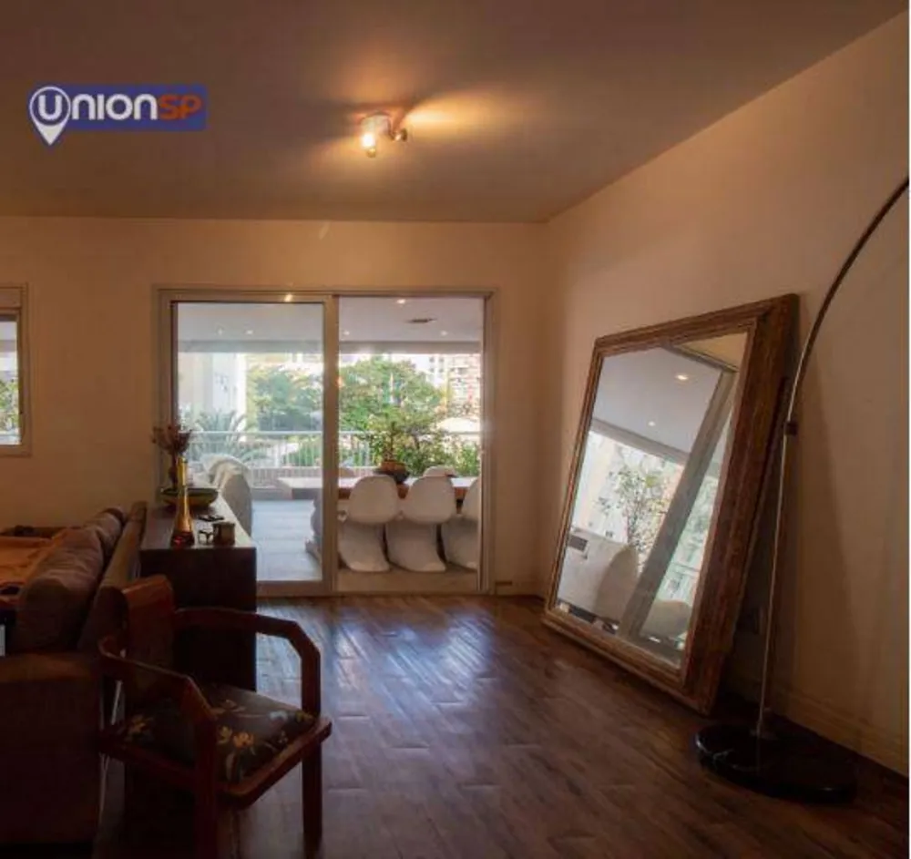 Apartamento, 3 quartos, 220 m² - Foto 2