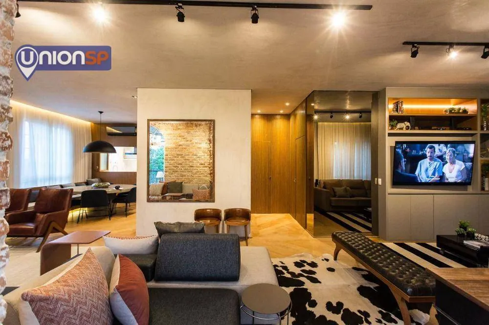 Apartamento, 3 quartos, 226 m² - Foto 1
