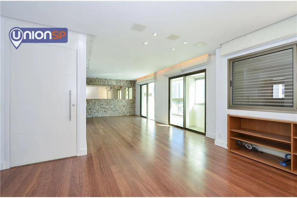 Apartamento, 3 quartos, 147 m² - Foto 1