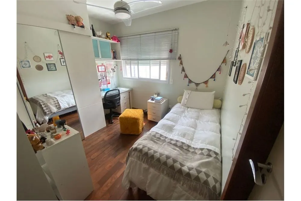 Apartamento, 3 quartos, 200 m² - Foto 2