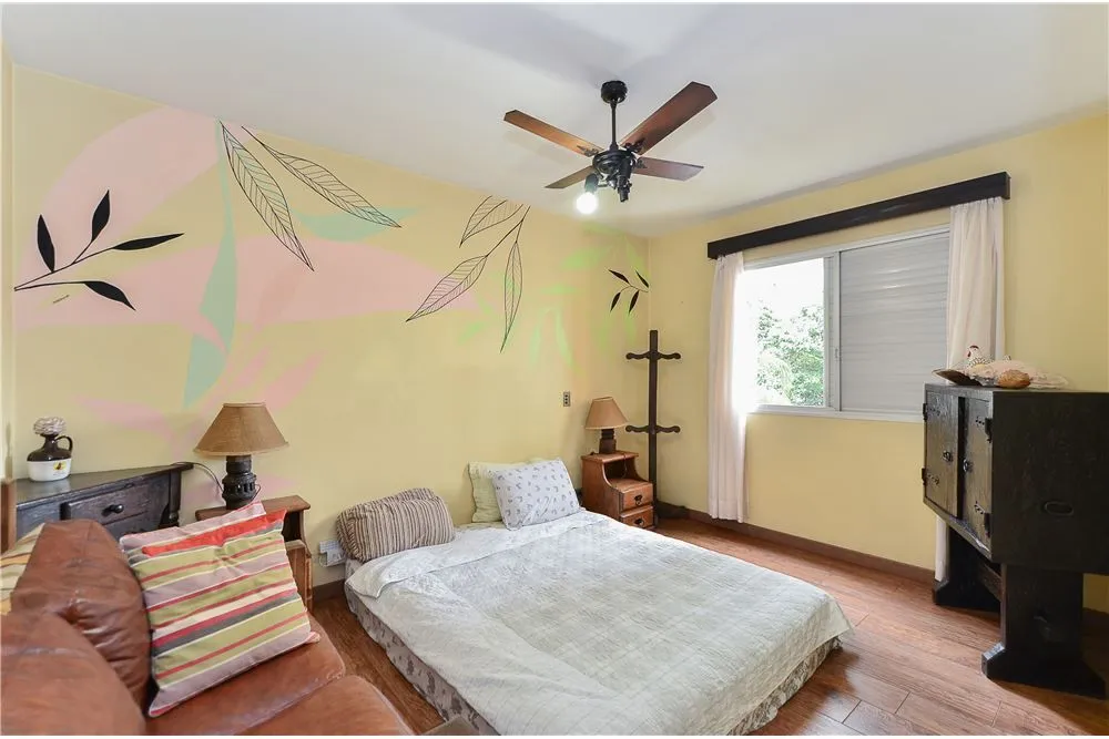 Apartamento, 3 quartos, 141 m² - Foto 2
