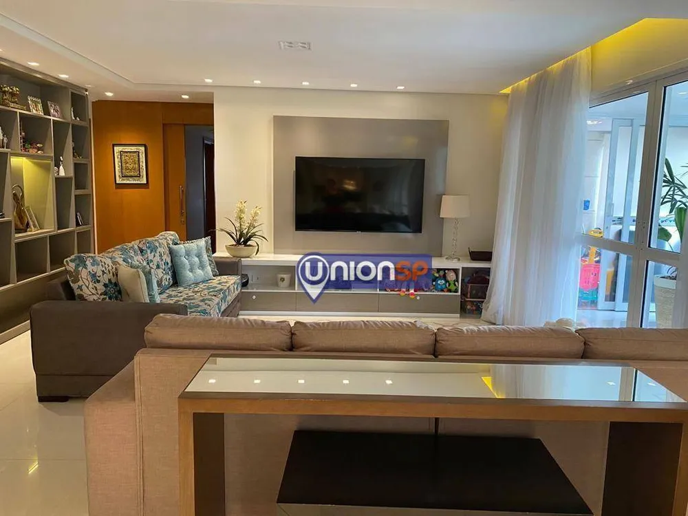 Apartamento, 3 quartos, 200 m² - Foto 1