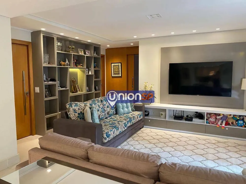 Apartamento, 3 quartos, 200 m² - Foto 2