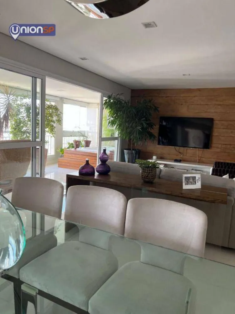 Apartamento, 3 quartos, 200 m² - Foto 2