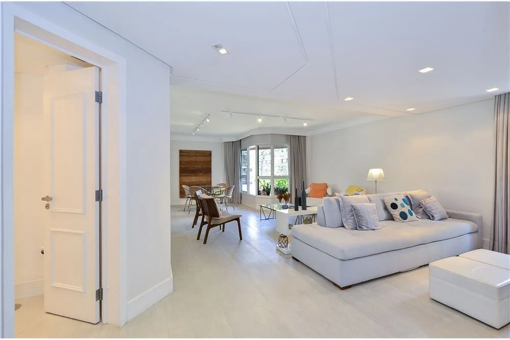 Apartamento, 3 quartos, 224 m² - Foto 1