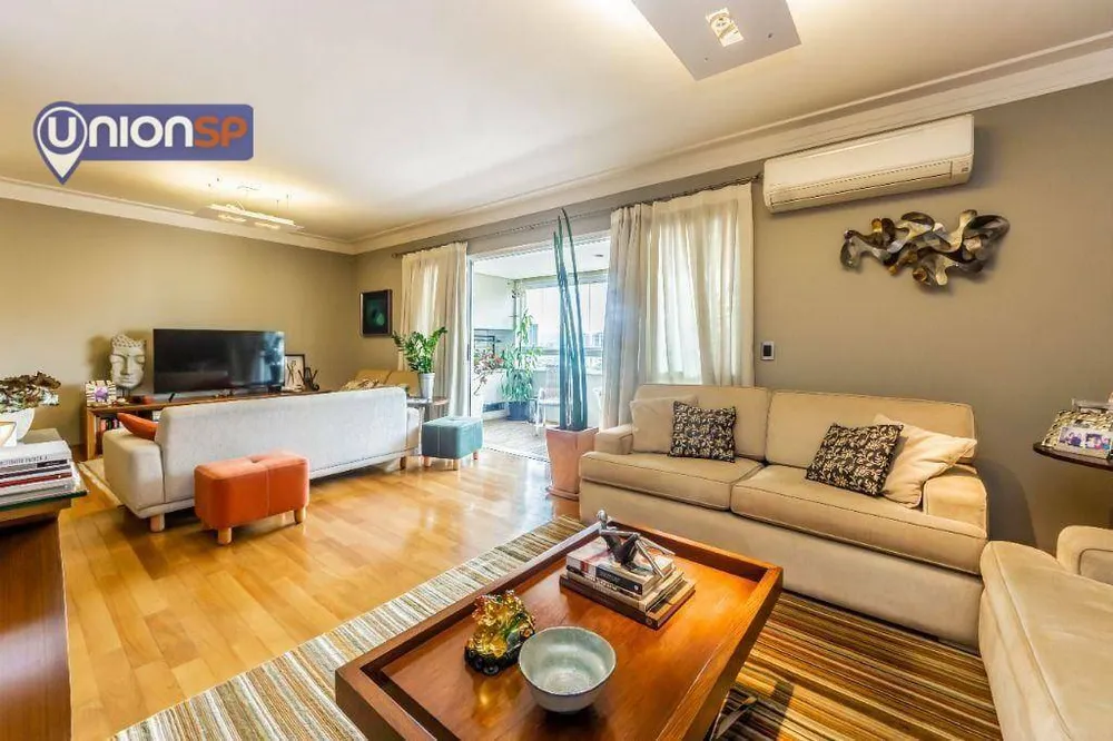 Apartamento, 3 quartos, 151 m² - Foto 1