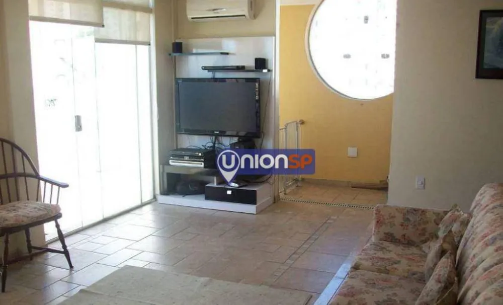 Apartamento, 3 quartos, 137 m² - Foto 2