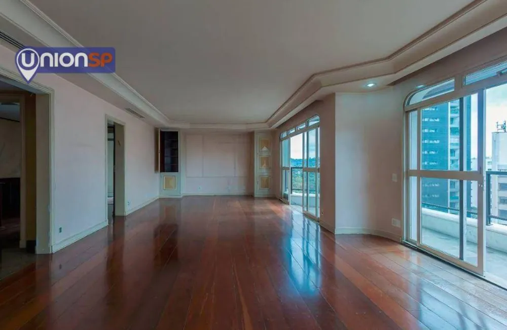 Apartamento, 3 quartos, 133 m² - Foto 1