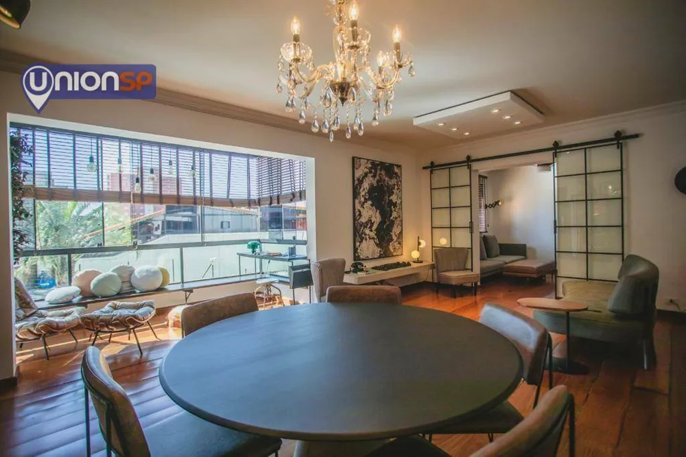 Apartamento, 3 quartos, 140 m² - Foto 2