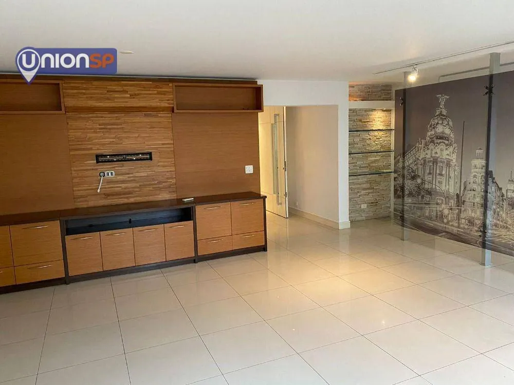 Apartamento, 4 quartos, 196 m² - Foto 1