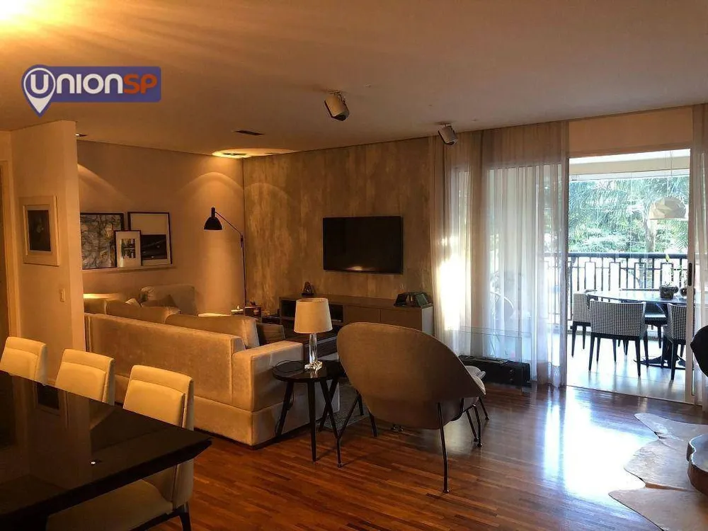 Apartamento, 3 quartos, 144 m² - Foto 1