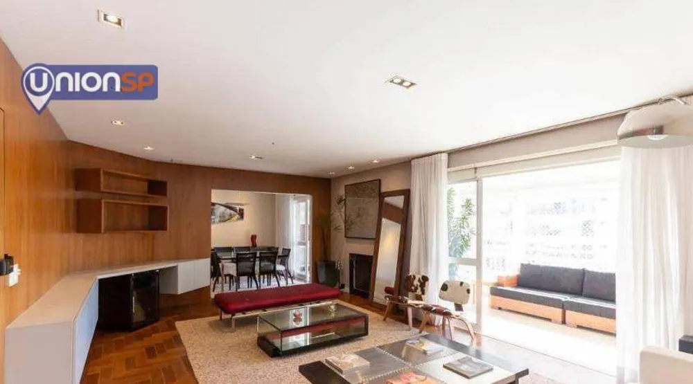 Apartamento, 4 quartos, 248 m² - Foto 1