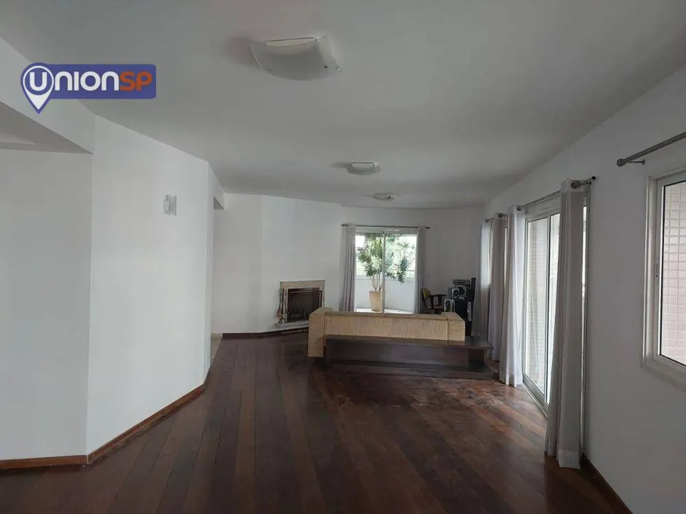 Apartamento, 4 quartos, 220 m² - Foto 1