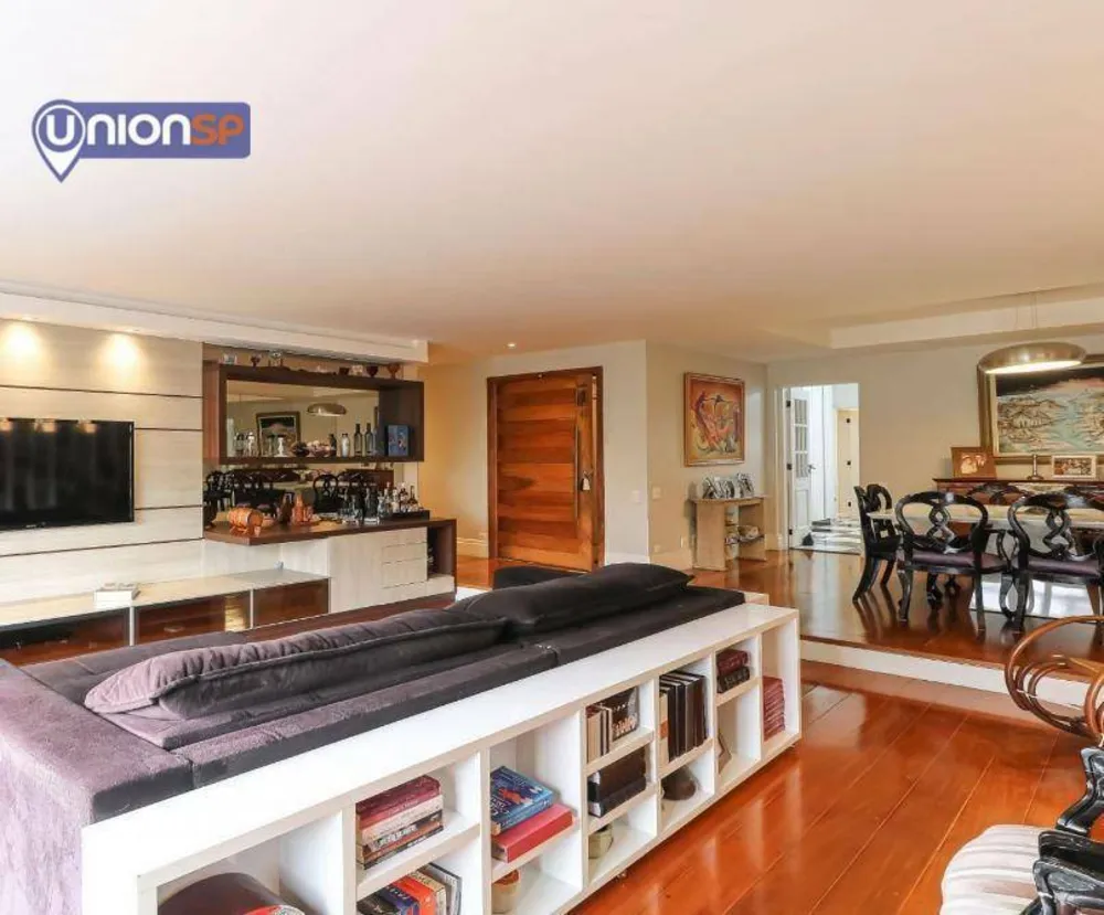 Apartamento, 4 quartos, 212 m² - Foto 1