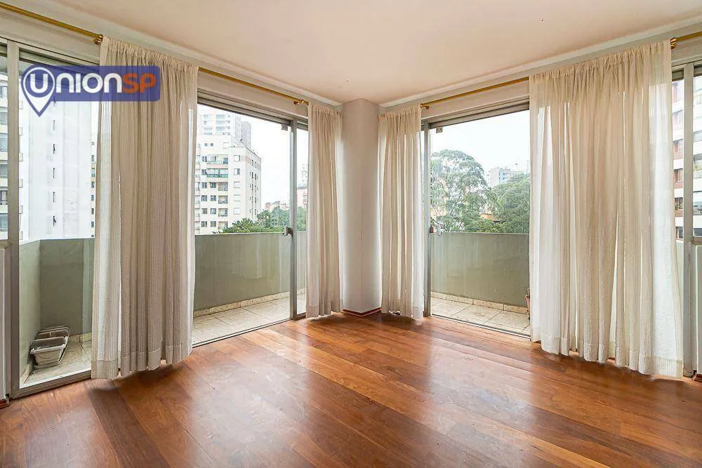 Apartamento, 3 quartos, 157 m² - Foto 2