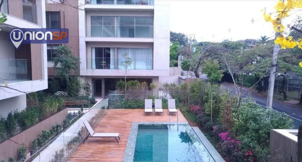 Apartamento, 3 quartos, 342 m² - Foto 1