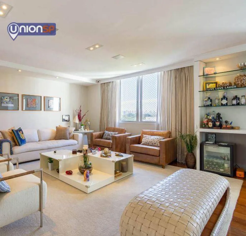 Apartamento, 4 quartos, 210 m² - Foto 1