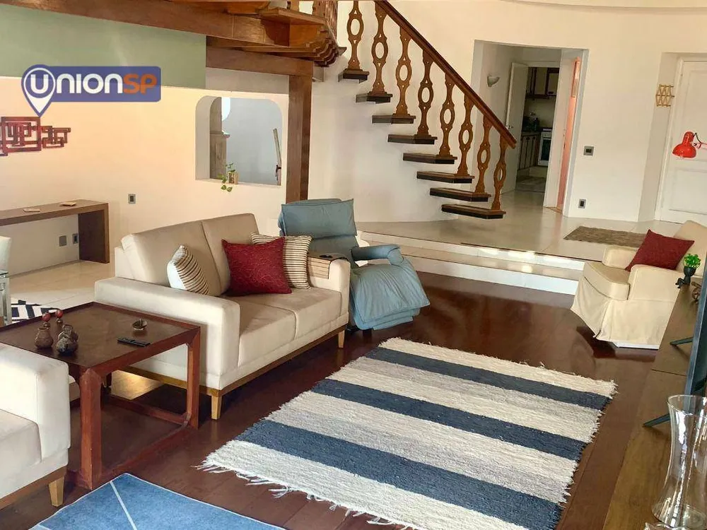 Apartamento, 4 quartos, 242 m² - Foto 1