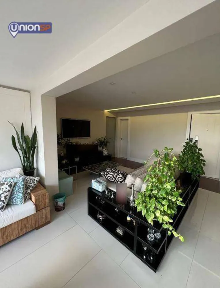Apartamento, 3 quartos, 140 m² - Foto 4