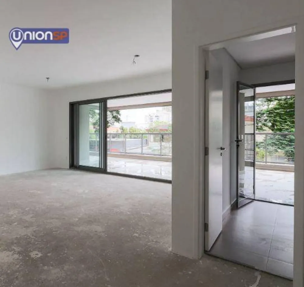 Apartamento, 4 quartos, 216 m² - Foto 1