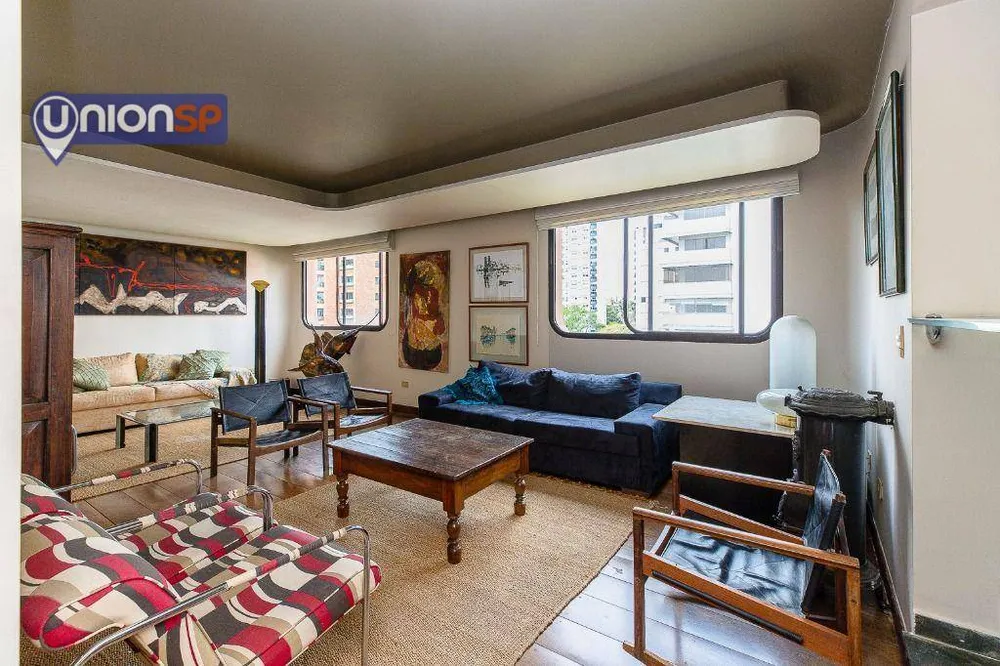 Apartamento, 3 quartos, 210 m² - Foto 1