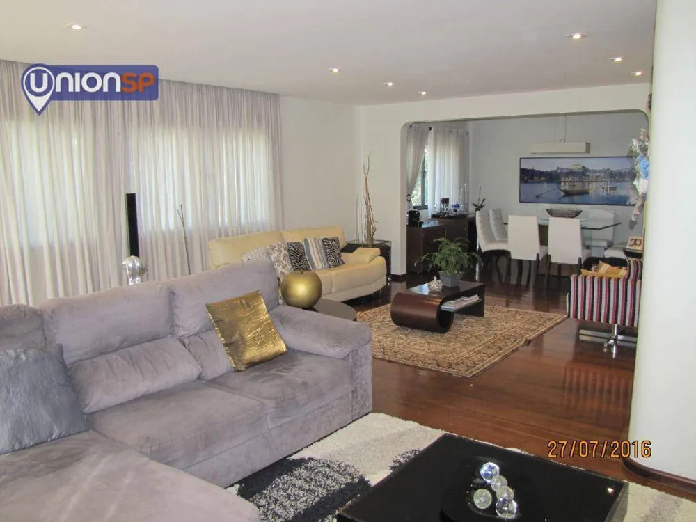 Apartamento, 4 quartos, 240 m² - Foto 1