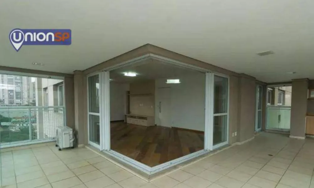 Apartamento, 3 quartos, 213 m² - Foto 2